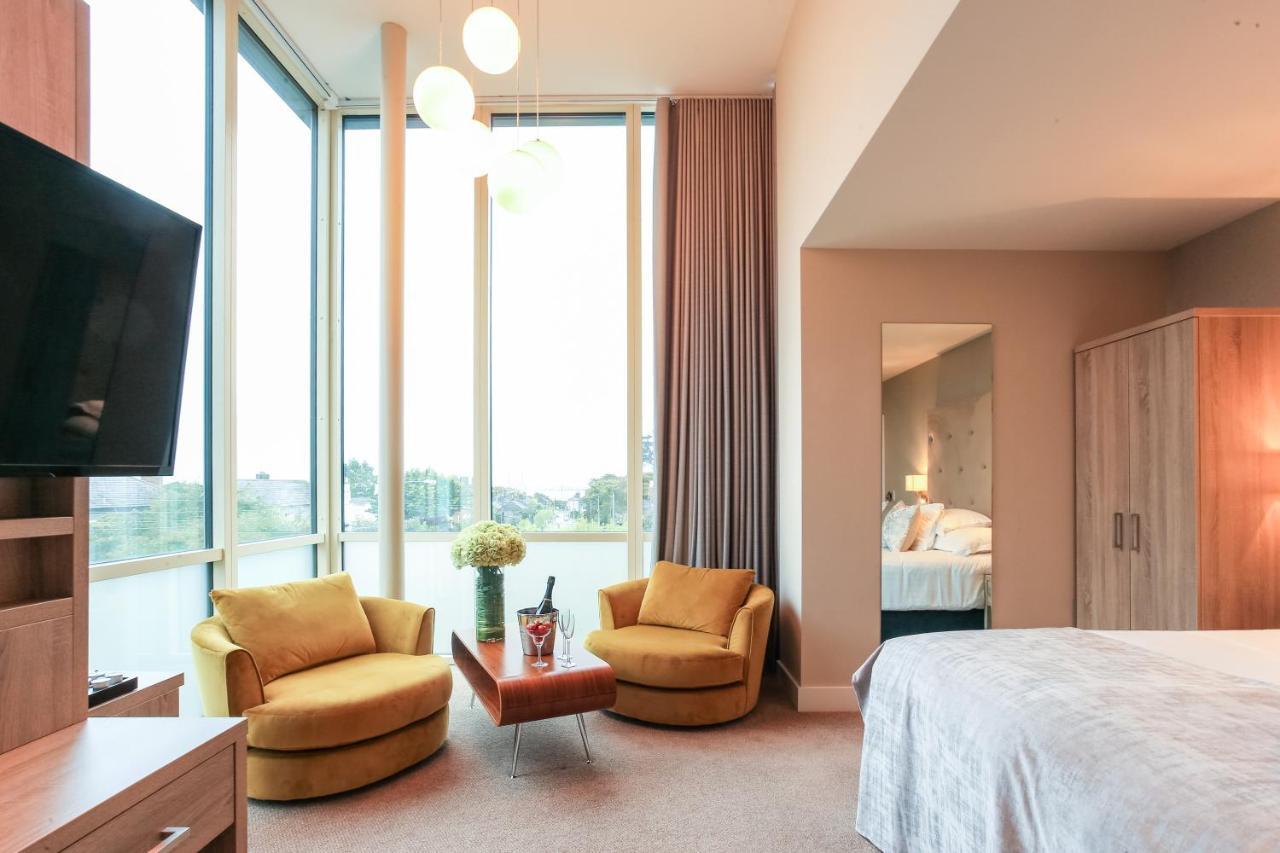 Gleesons Townhouse Booterstown 호텔 더블린 외부 사진
