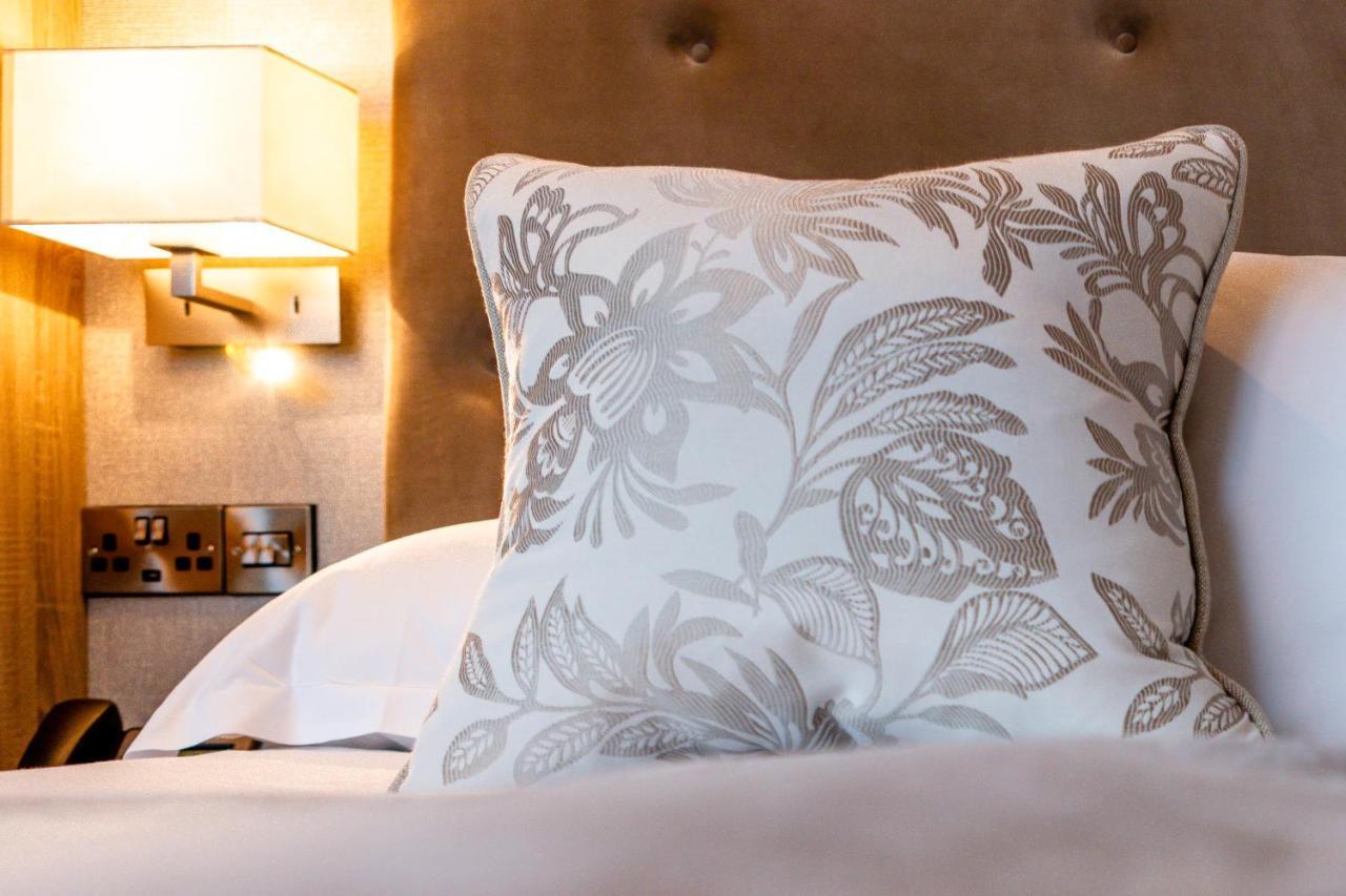 Gleesons Townhouse Booterstown 호텔 더블린 외부 사진