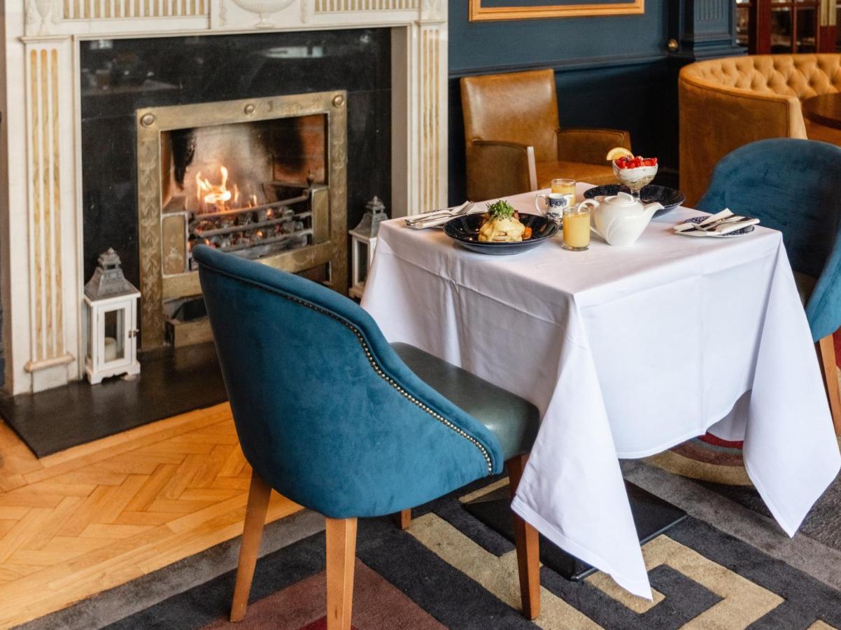 Gleesons Townhouse Booterstown 호텔 더블린 외부 사진