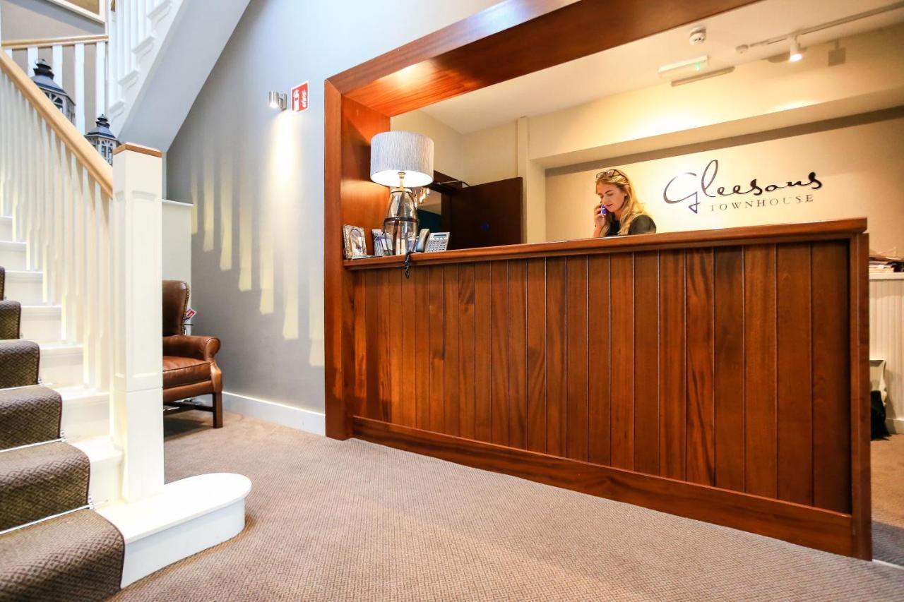 Gleesons Townhouse Booterstown 호텔 더블린 외부 사진
